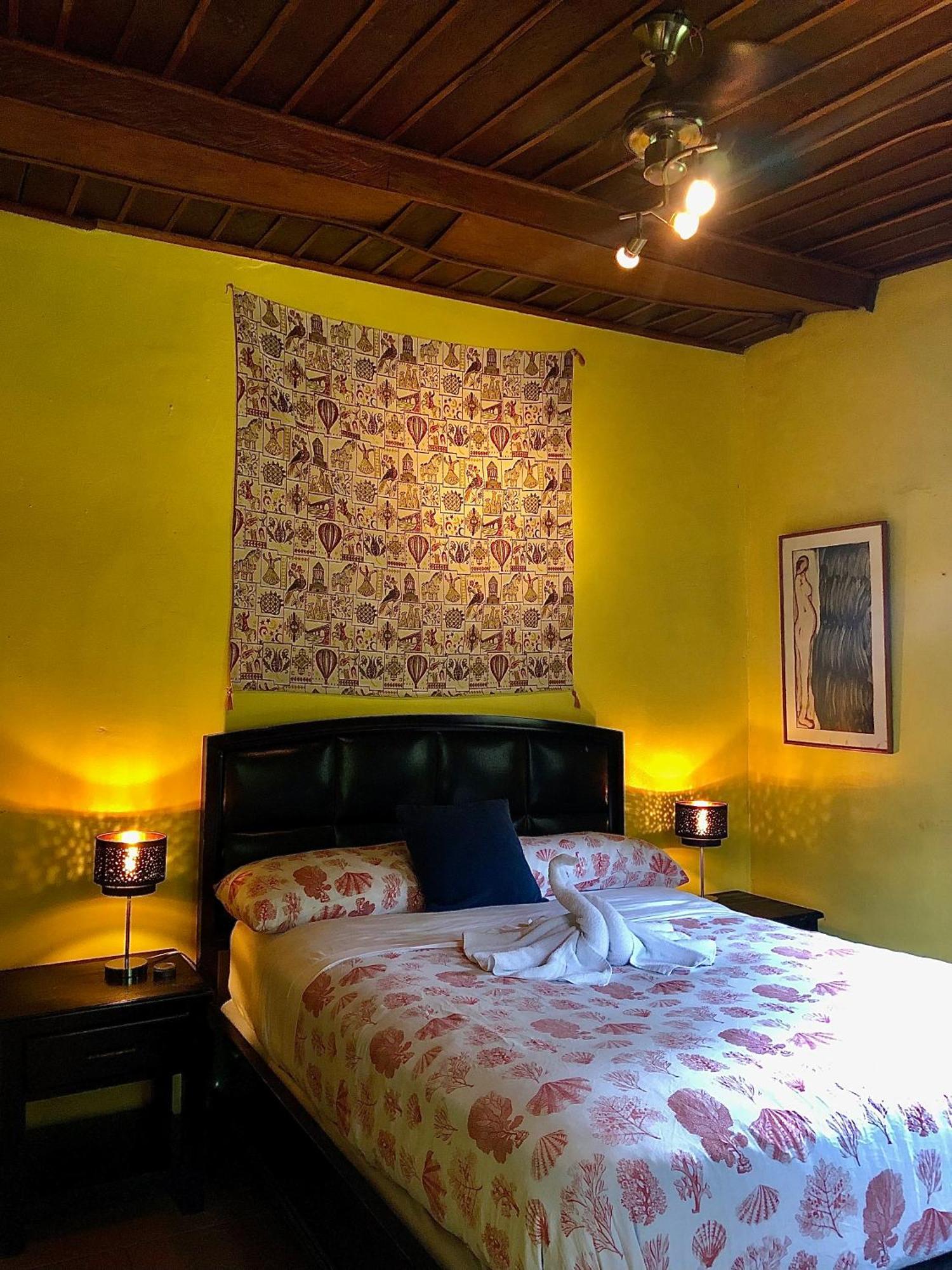 Bed and Breakfast El Refugio La Brisa Del Diablo Valle Hornito Екстер'єр фото